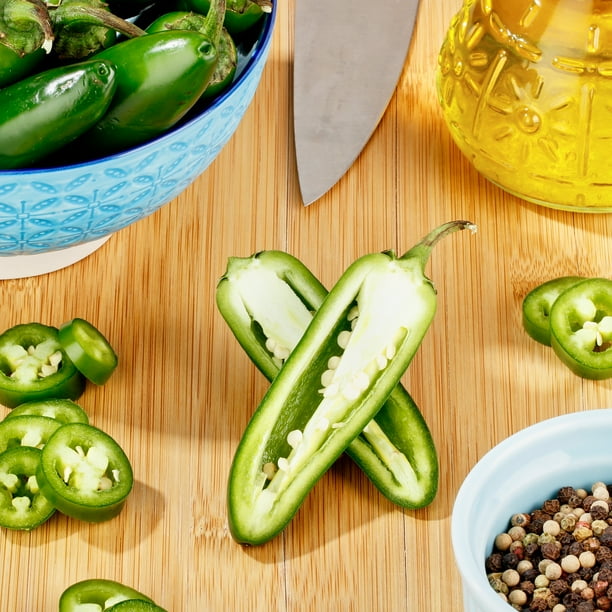 Fresh Jalapeno Pepper, Approx. 3-5 per 0.25 Pound